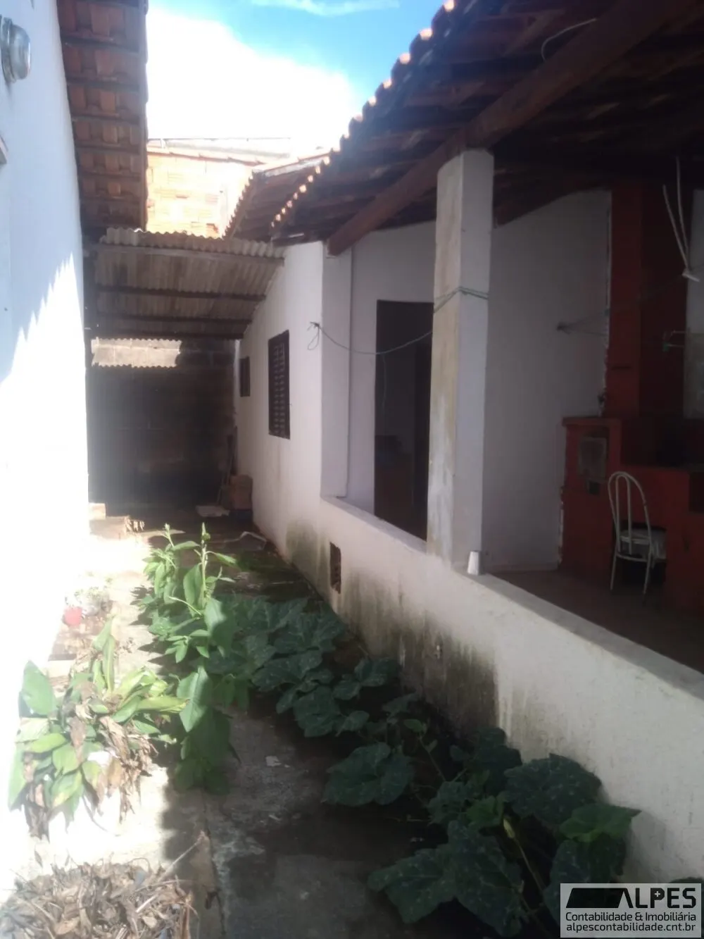 Foto 5 de Casa de 2 quartos com edícula, churrasqueira e fogão a lenha, Jardim Bernadete