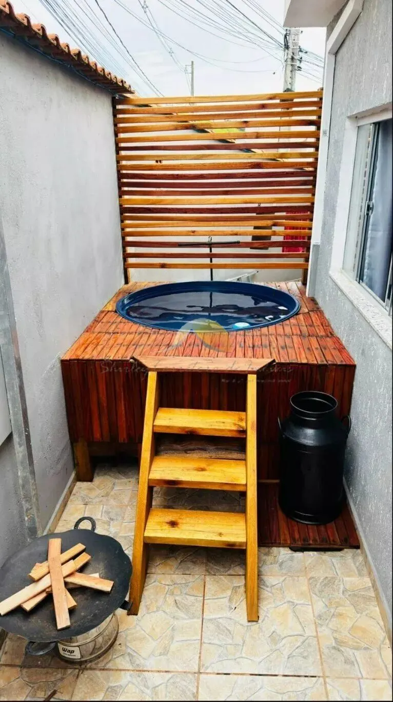 Foto 5 de Casa de 2 quartos com área gourmet, ofurô e ponto comercial, Santa Terezinha