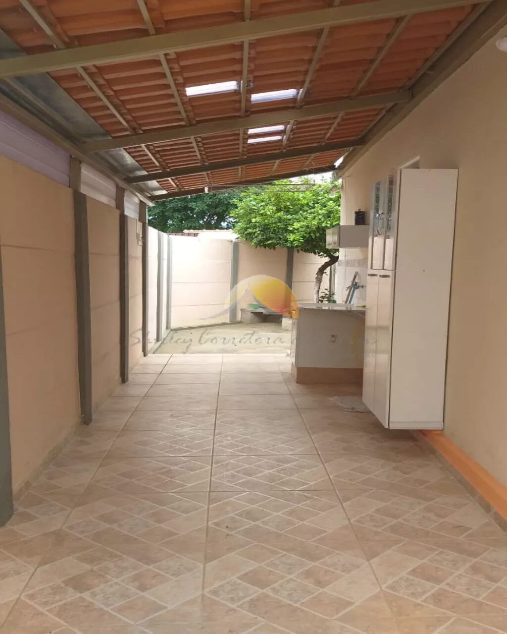 Foto 3 de Casa de 2 quartos com garagem coberta e quintal amplo, Boa Vista