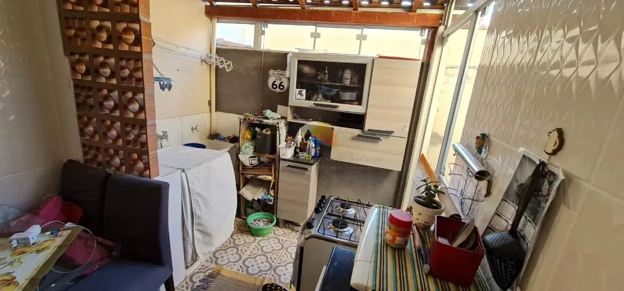 Foto 7 de Casa de 2 quartos (1 suíte) com garagem, Santa Terezinha