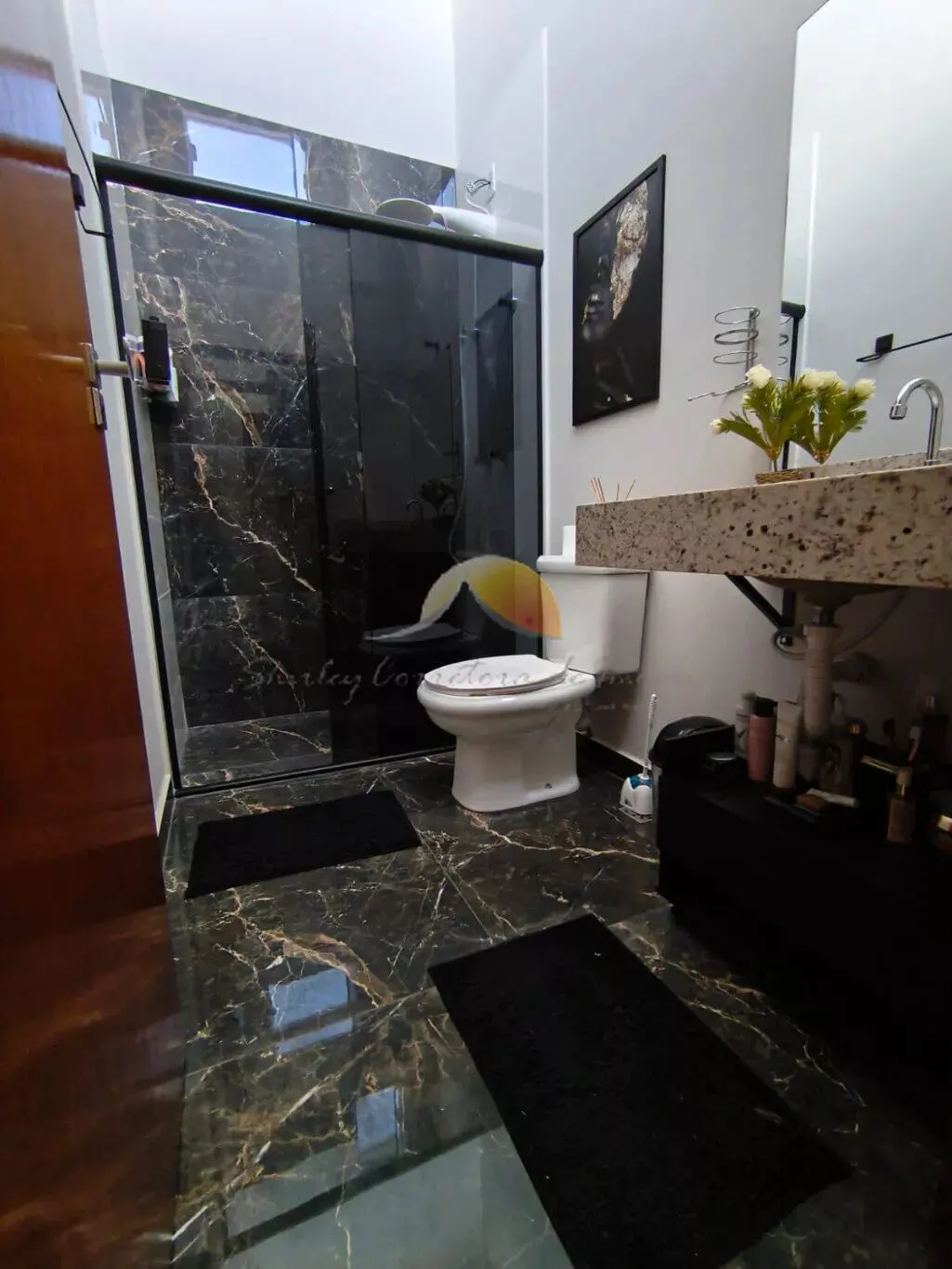 Foto 6 de Casa de 2 quartos (1 suíte) com cozinha americana planejada, Jardim das Palmeiras