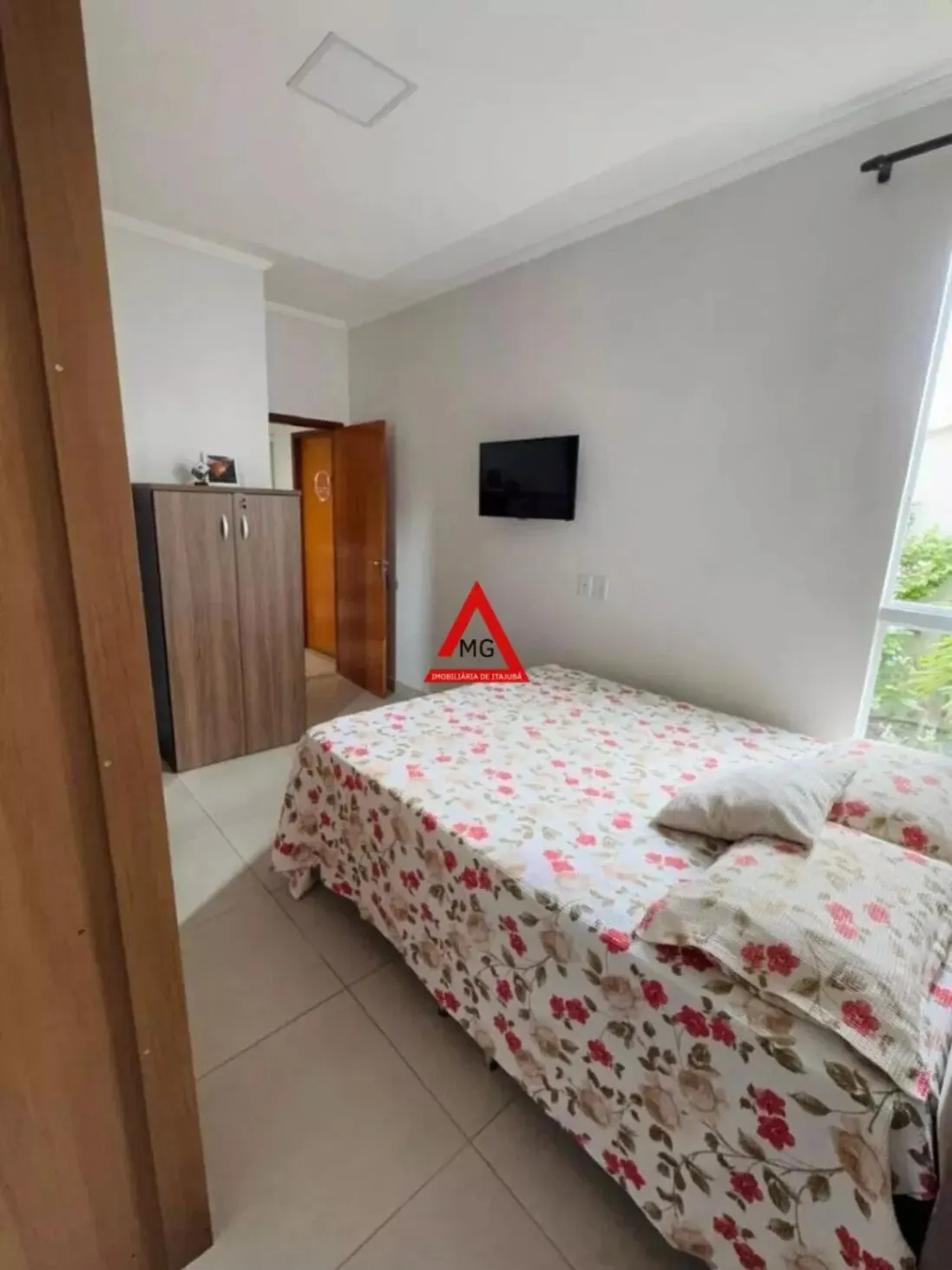 Foto 7 de Casa de 2 quartos (1 suíte) com cozinha planejada, Santa Terezinha
