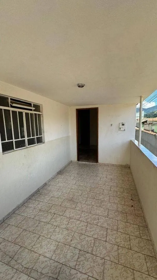Foto 2 de Casa de 2 quartos com varanda em terreno de 400 m², Santa Rosa