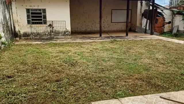 Foto 1 de Casa de 2 quartos com garagem em terreno de 640 m², Oriente