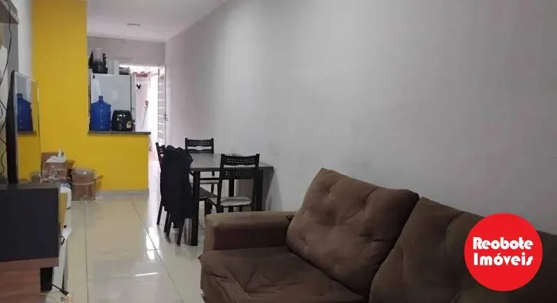 Foto 2 de Casa de 2 quartos com quintal e 2 vagas, Anhumas