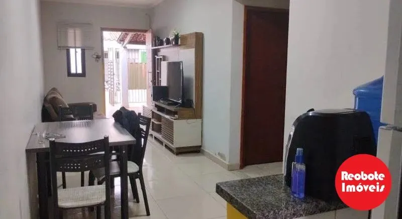 Foto 4 de Casa de 2 quartos com quintal e 2 vagas, Anhumas