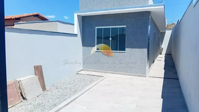 Foto 1 de Casa térrea de 2 quartos com garagem, Colina Verde
