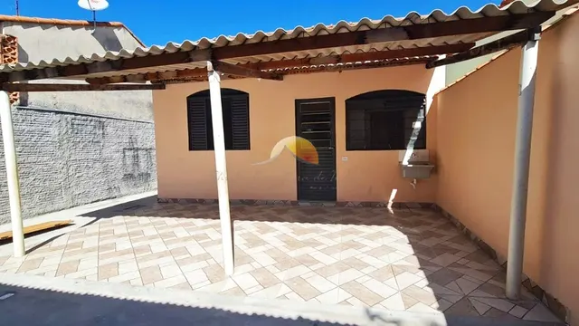 Foto 1 de Casa de 2 quartos com quintal e área coberta, Santa Rosa