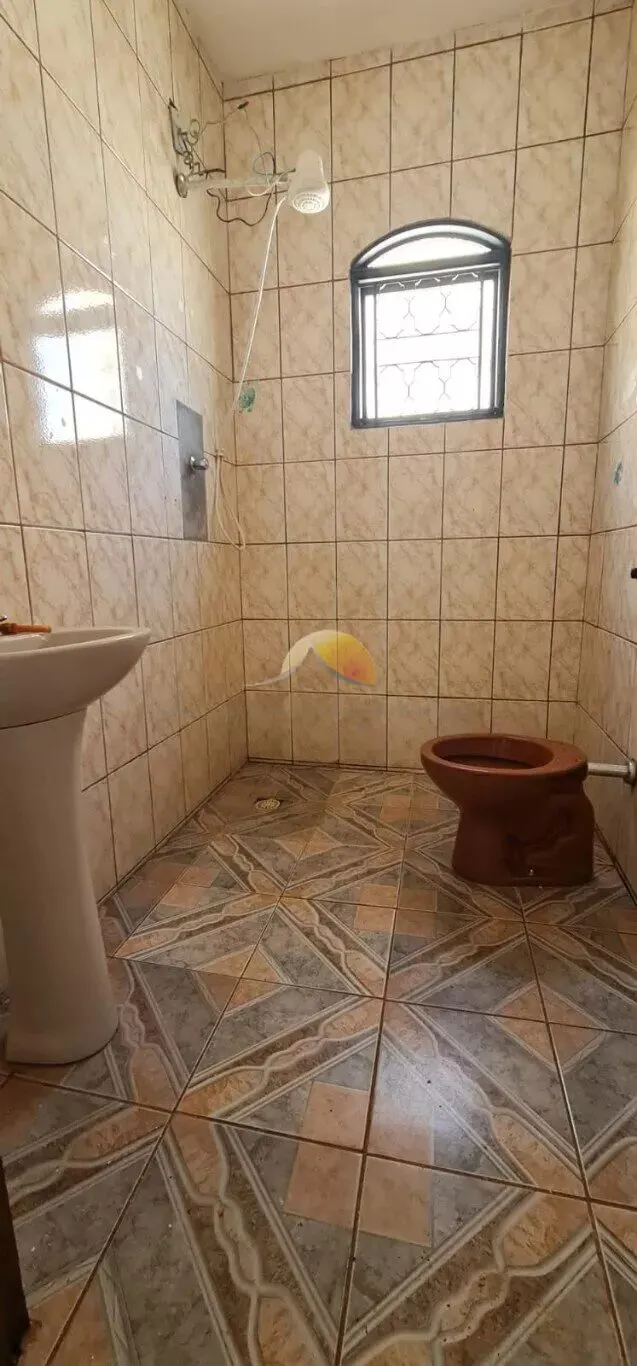 Foto 6 de Casa de 2 quartos com quintal e área coberta, Santa Rosa