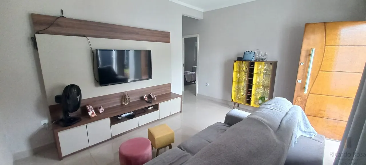 Foto 4 de Casa de 3 quartos (2 suítes) com área gourmet e garagem para 2 carros, Anhumas
