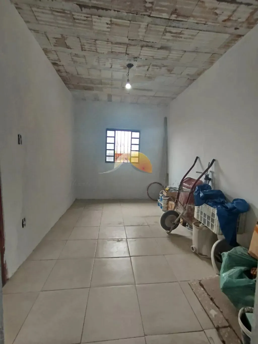 Foto 5 de Casa de 3 quartos em reforma, com quintal e garagem, Bahamas
