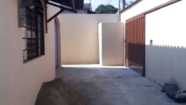 Foto 1 de Casa de 3 quartos (1 suíte) com garagem para 3 carros, Jardim Bernadete
