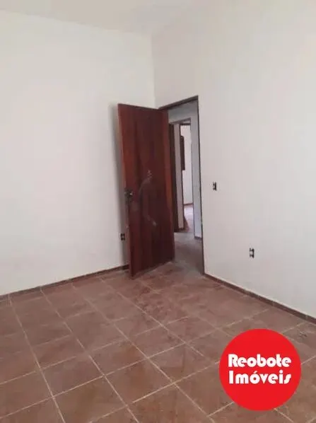 Foto 4 de Casa de 3 quartos (1 suíte) com garagem para 3 carros, Jardim Bernadete