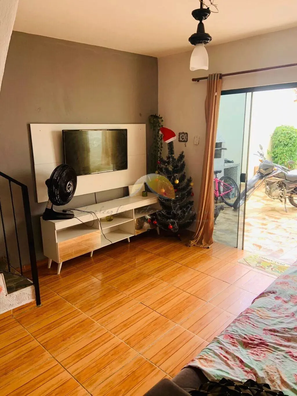 Foto 3 de Sobrado de 3 quartos com 2 sacadas e garagem para 2 carros, Jardim Bernadete