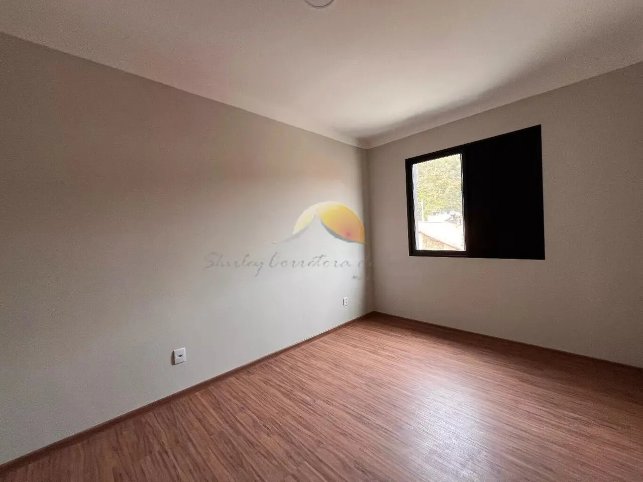 Foto 4 de Casa nova de 3 quartos (1 suíte) com churrasqueira e quintal, Varginha