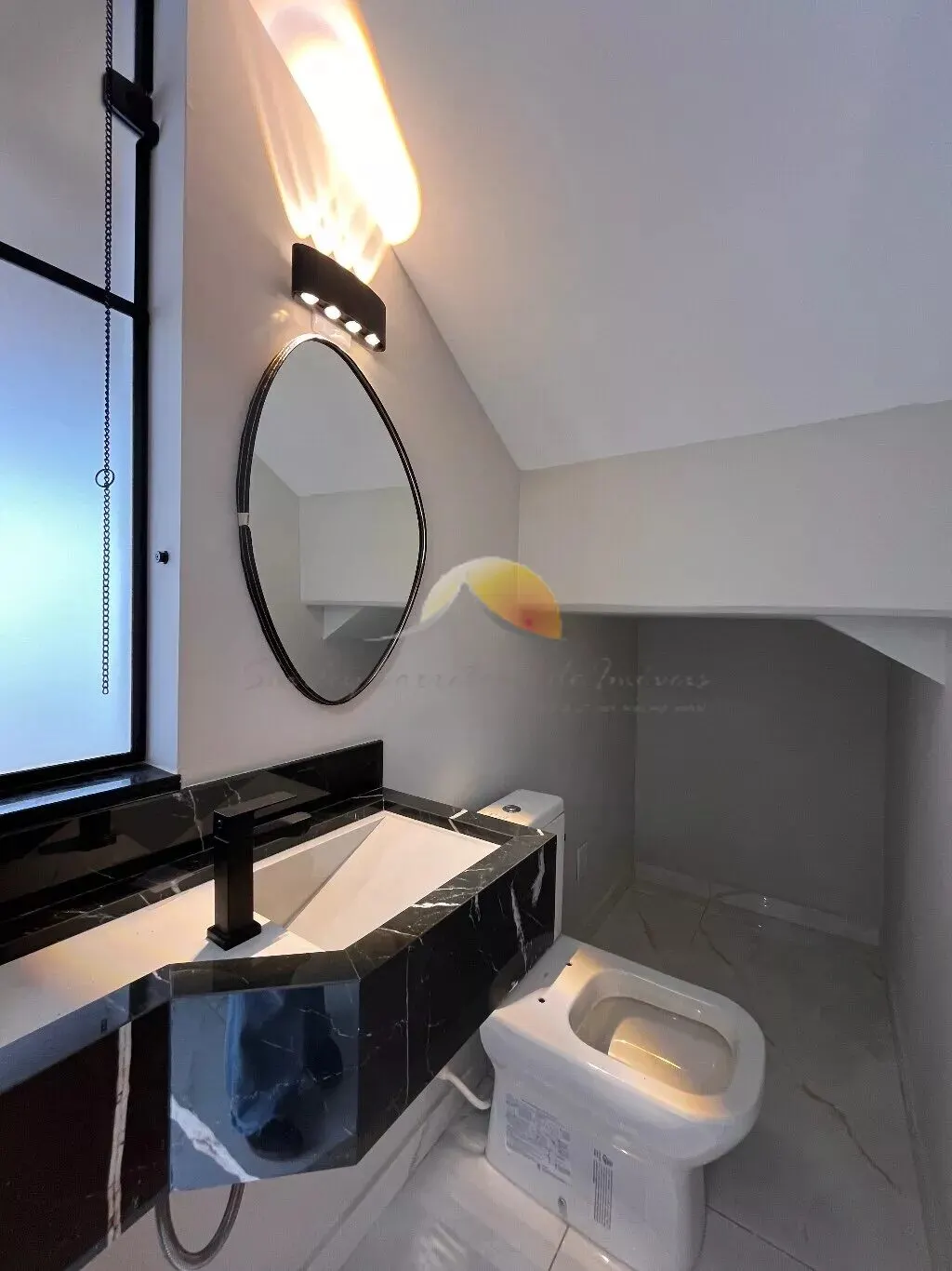 Foto 6 de Casa nova de 3 quartos (1 suíte) com churrasqueira e quintal, Varginha
