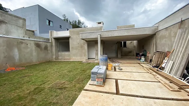 Foto 1 de Casa de 3 quartos (1 suíte) com espaço gourmet e 4 vagas, Vale das Hortênsias
