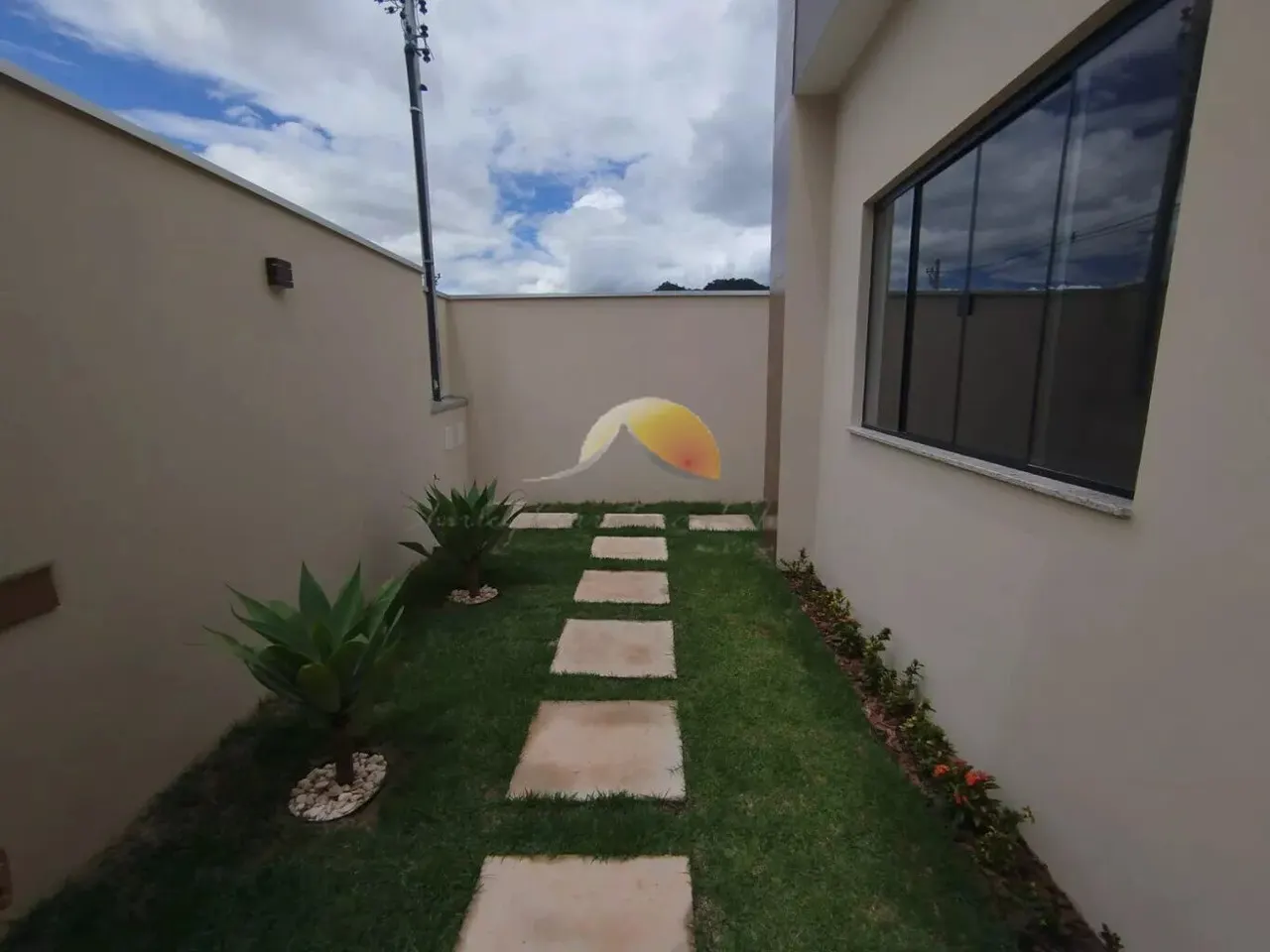 Foto 4 de Casa nova de 3 quartos (1 suíte) com área gourmet e garagem para 2 carros, Vale das Hortênsias