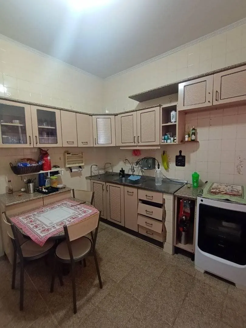Foto 3 de Casa de 3 quartos (1 suíte) com edícula e quintal, Medicina