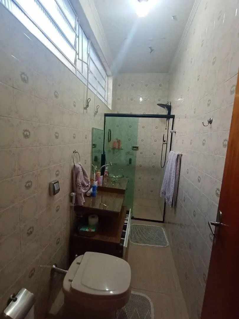 Foto 7 de Casa de 3 quartos (1 suíte) com edícula e quintal, Medicina