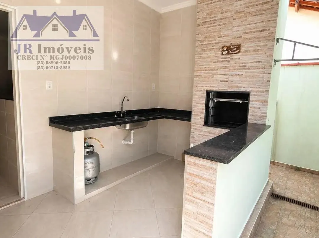 Foto 4 de Casa de 3 quartos com área gourmet e garagem para 3 carros, Nossa Senhora da Agonia