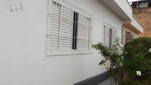 Foto 1 de Casa de 3 quartos (1 suíte) com quintal amplo e 2 vagas, Medicina