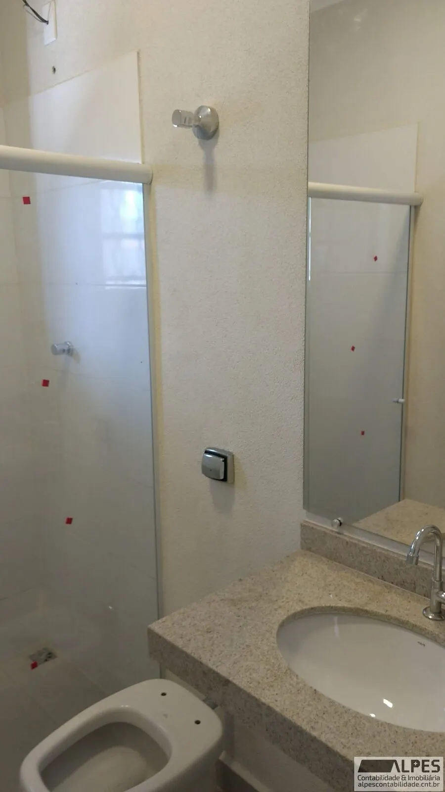 Foto 6 de Casa de 3 quartos (1 suíte) com 2 kitnets externas, Medicina