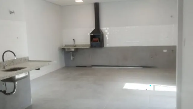 Foto 1 de Casa de 3 quartos (1 suíte) com área gourmet e garagem para 3 carros, São Vicente