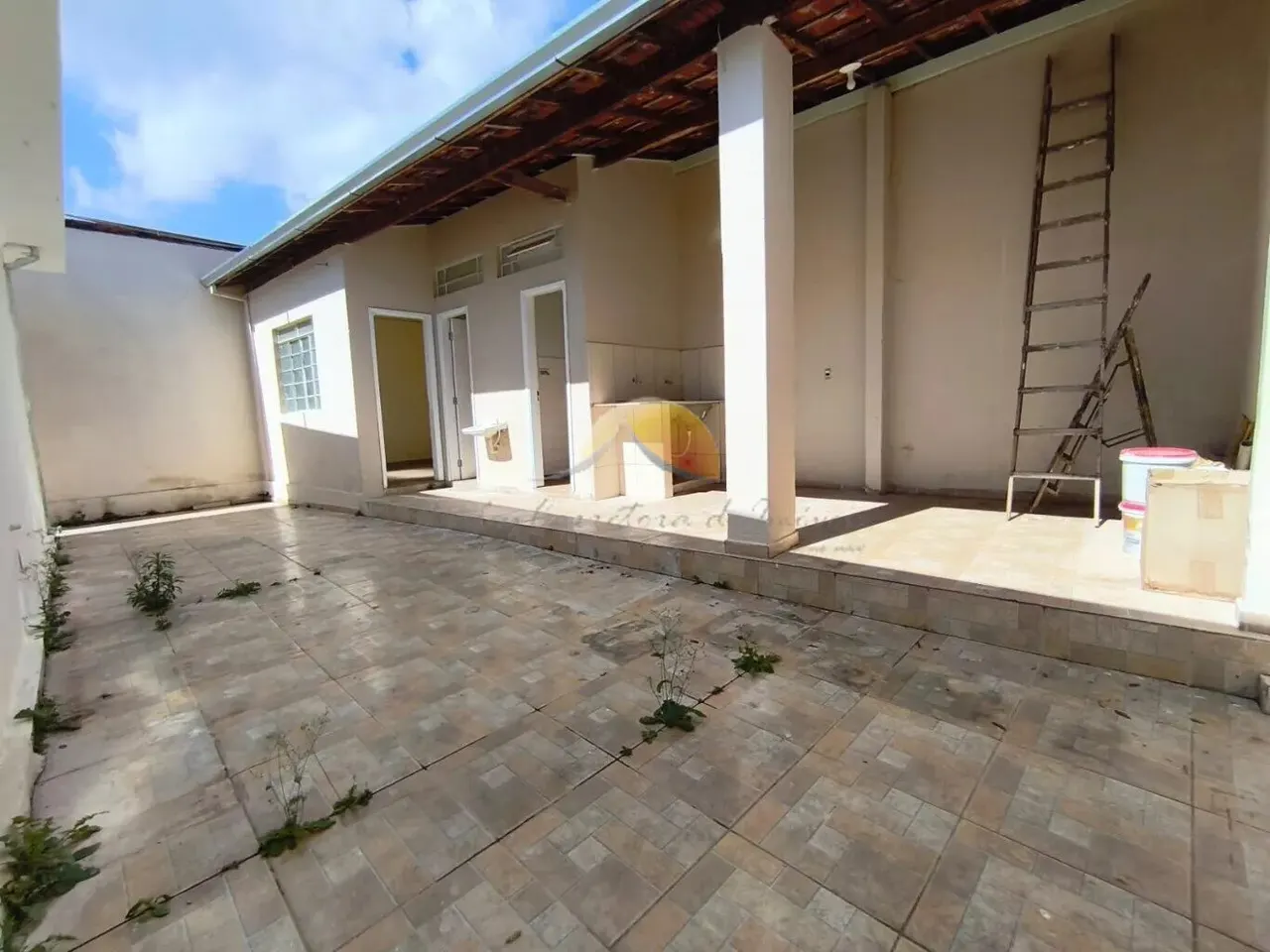 Foto 2 de Casa de 3 quartos com garagem grande e quintal, São Vicente