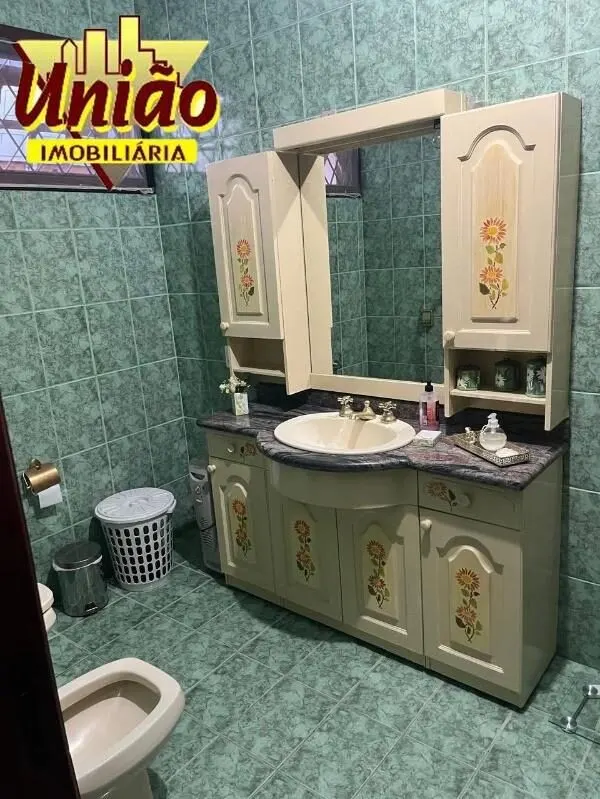 Foto 8 de Casa de 3 quartos (1 suíte) com escritório e garagem para 4 carros, Varginha