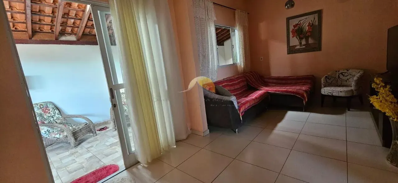 Foto 4 de Casa de 3 quartos em 2 pavimentos com varandas e quintal, Morro Chic