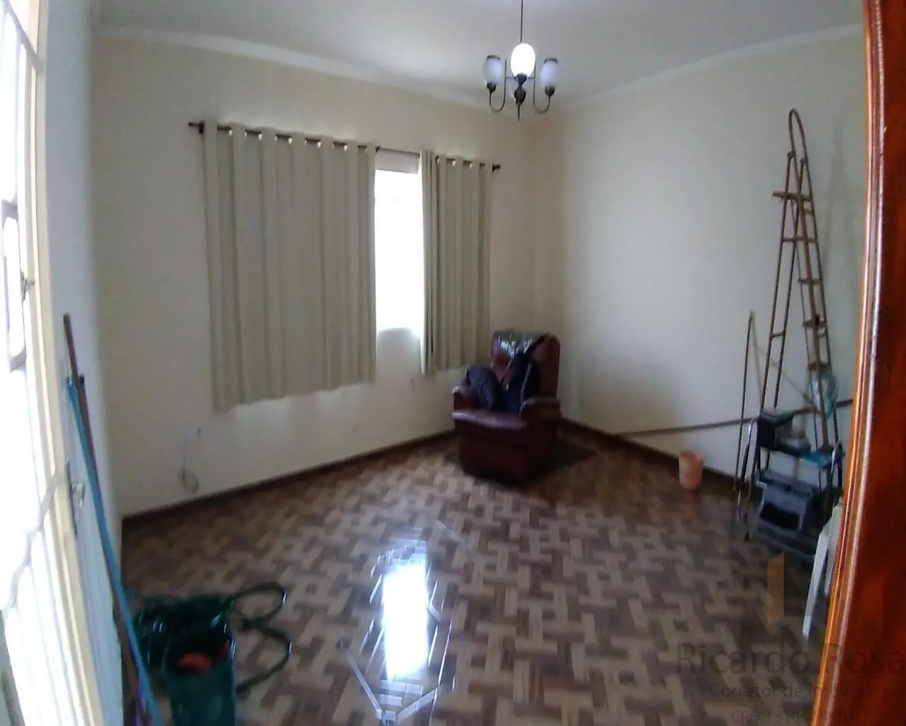 Foto 2 de Casa de 3 quartos (1 suíte) com edícula e terraço, Varginha