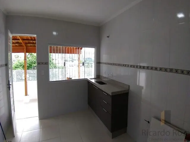 Foto 2 de Casa de 3 quartos (1 suíte) com armários planejados, Morro Chic