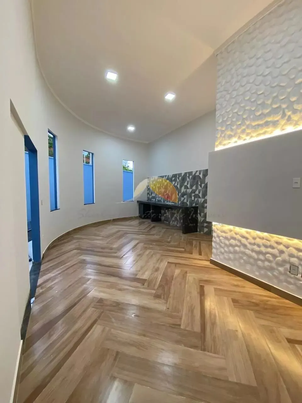 Foto 3 de Casa nova de 3 quartos (1 suíte) com acabamento moderno, Jardim Califórnia