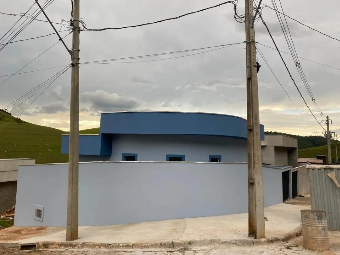 Foto 2 de Casa nova de 3 quartos (1 suíte) com garagem, Jardim Califórnia