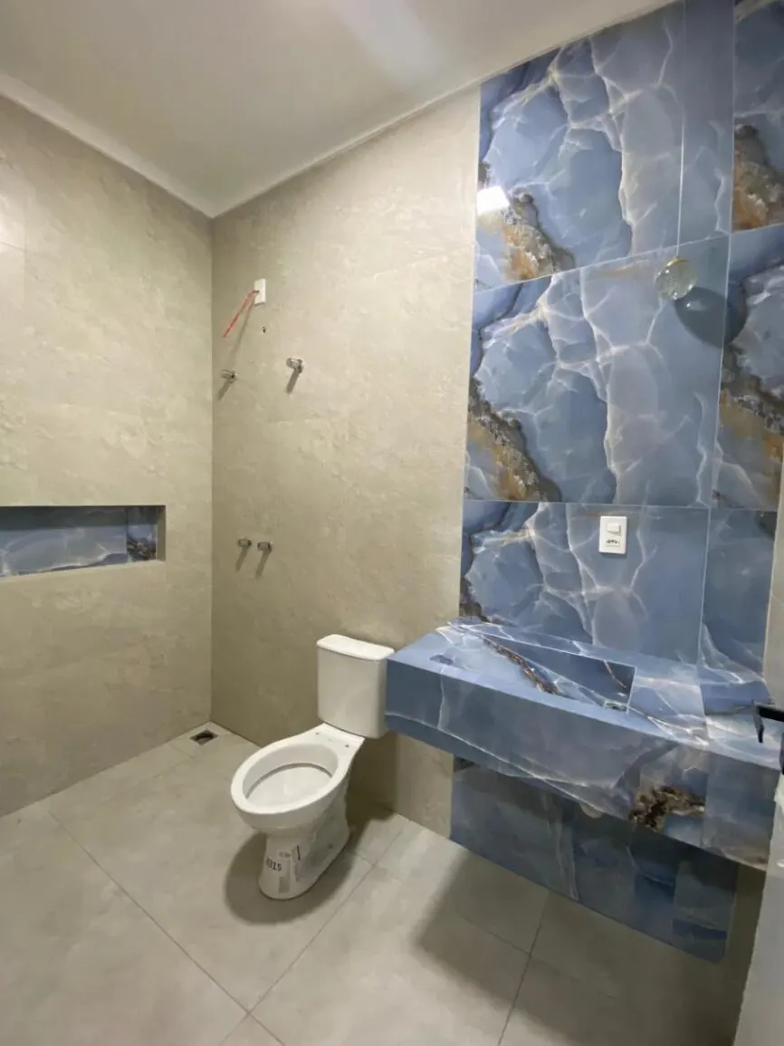 Foto 8 de Casa nova de 3 quartos (1 suíte) com garagem, Jardim Califórnia