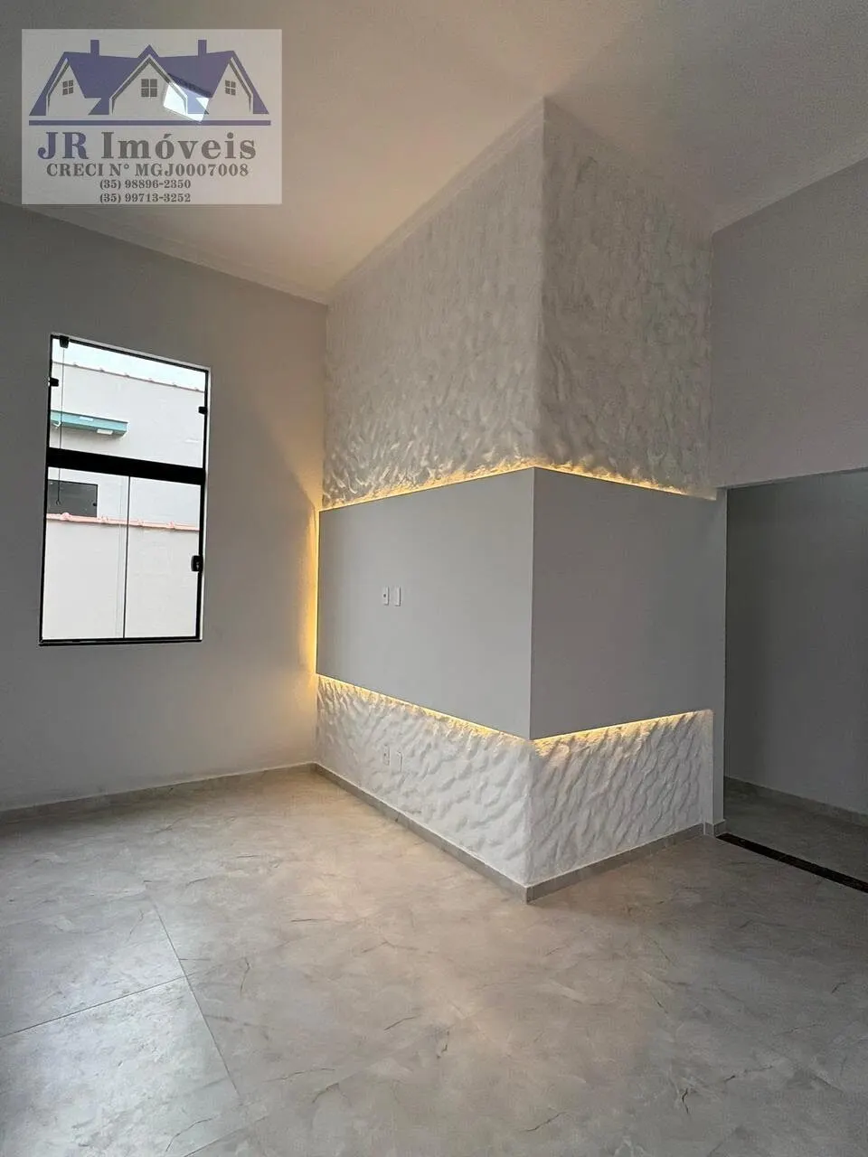 Foto 4 de Casa nova de 3 quartos (1 suíte) com sala e cozinha integradas, Jardim Califórnia