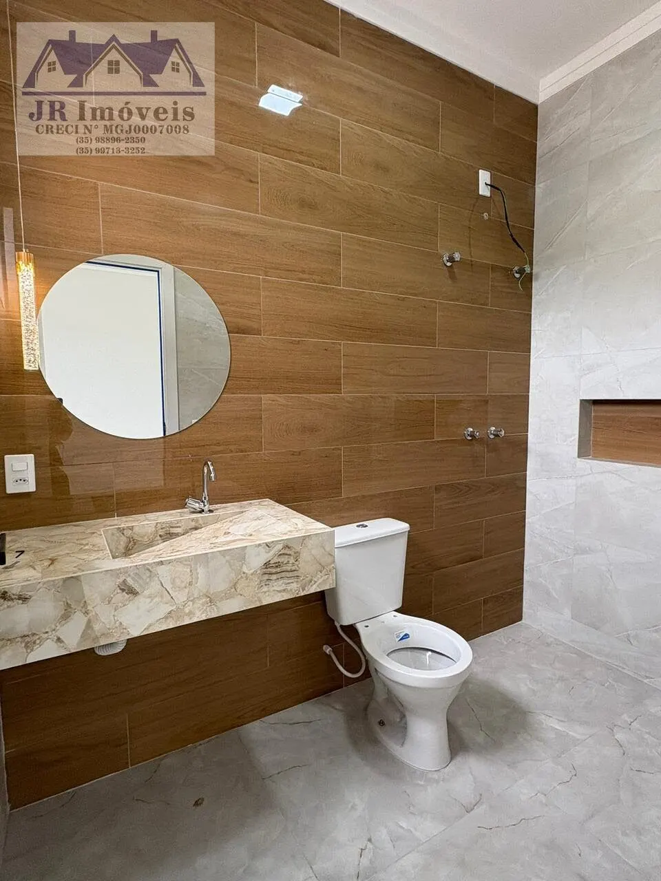 Foto 5 de Casa nova de 3 quartos (1 suíte) com sala e cozinha integradas, Jardim Califórnia
