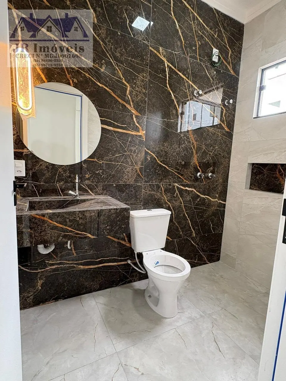 Foto 6 de Casa nova de 3 quartos (1 suíte) com sala e cozinha integradas, Jardim Califórnia