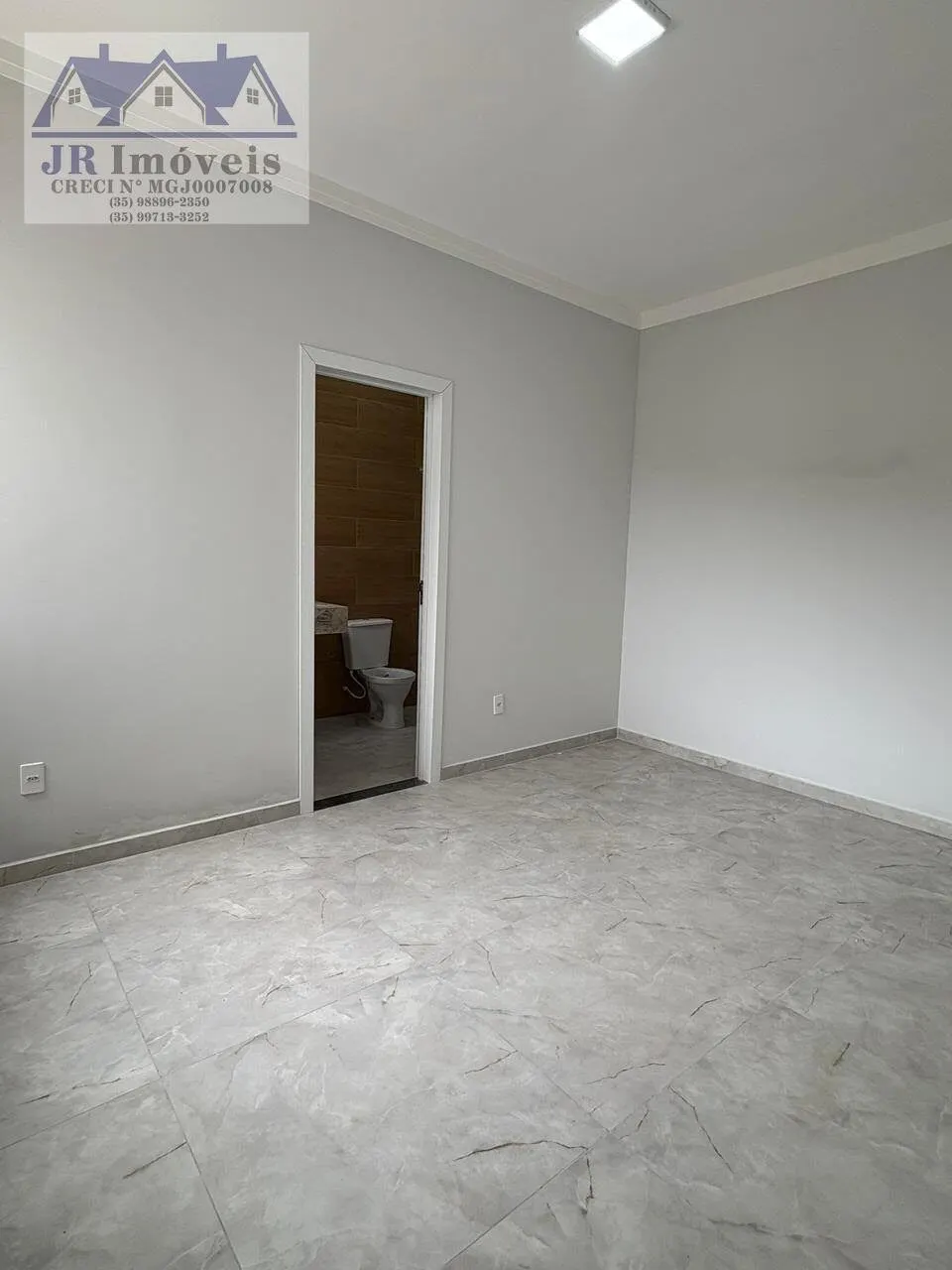 Foto 7 de Casa nova de 3 quartos (1 suíte) com sala e cozinha integradas, Jardim Califórnia