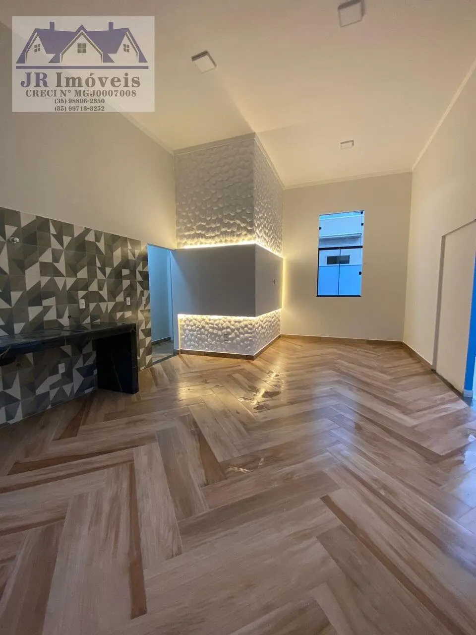Foto 3 de Casa nova de 3 quartos (1 suíte) com sala e cozinha integradas, Jardim Califórnia