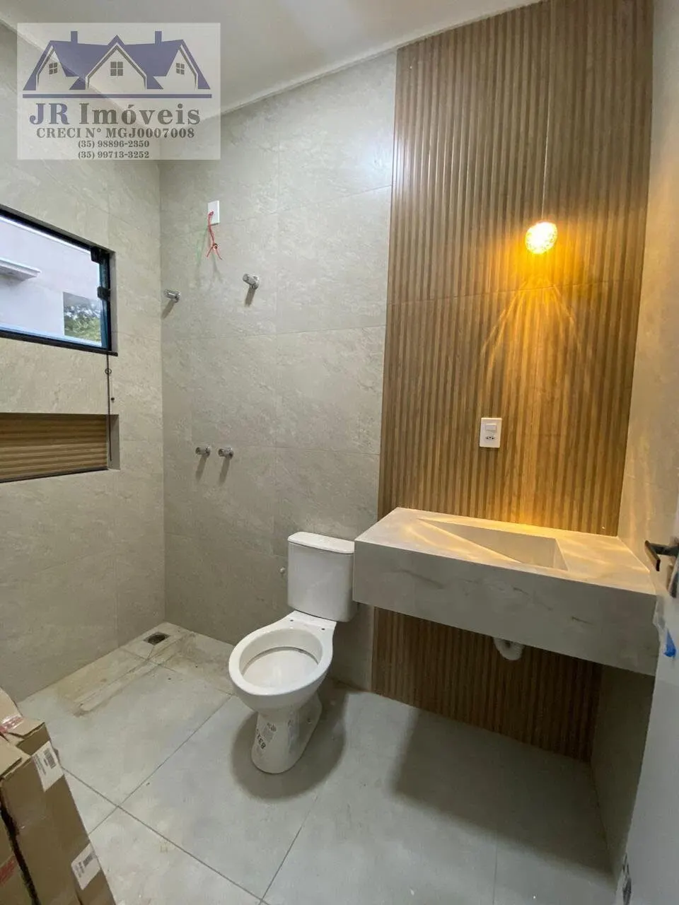 Foto 6 de Casa nova de 3 quartos (1 suíte) com sala e cozinha integradas, Jardim Califórnia