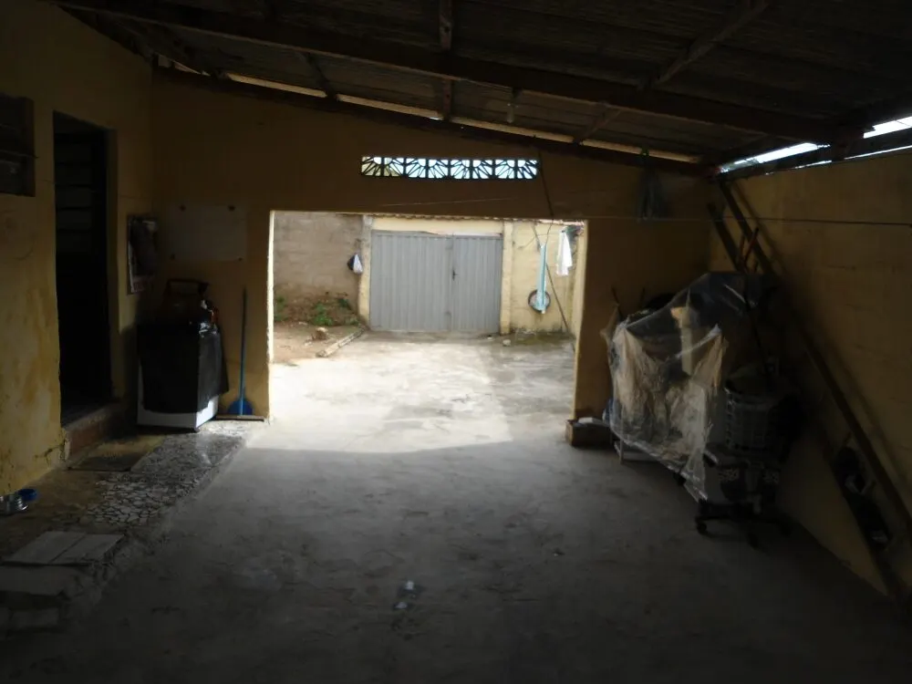 Foto 5 de Casa de 3 quartos com garagem para 2 carros e quintal grande, Rebourgeon