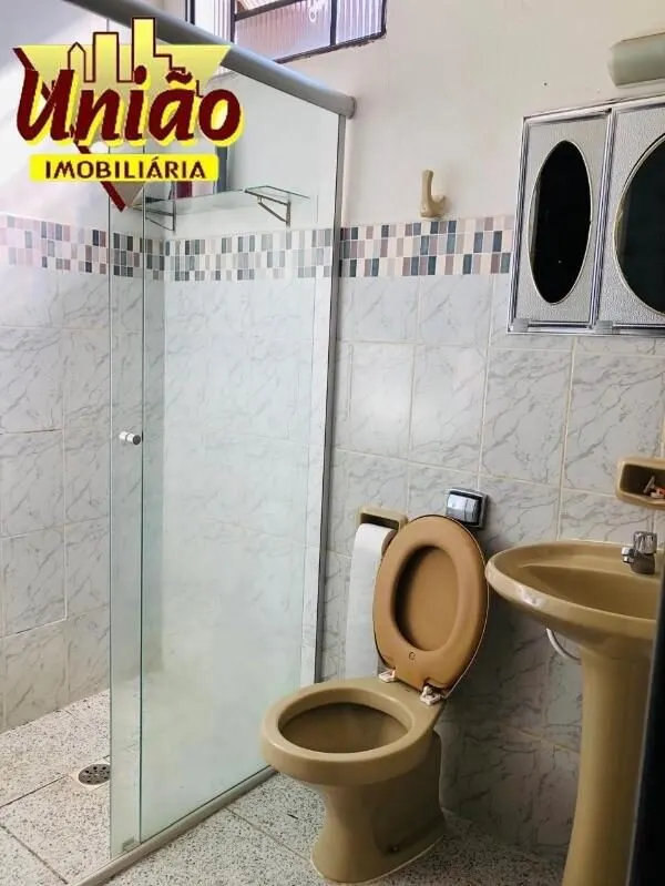 Foto 6 de Casa de 3 quartos (1 suíte) com área coberta nos fundos, Estiva