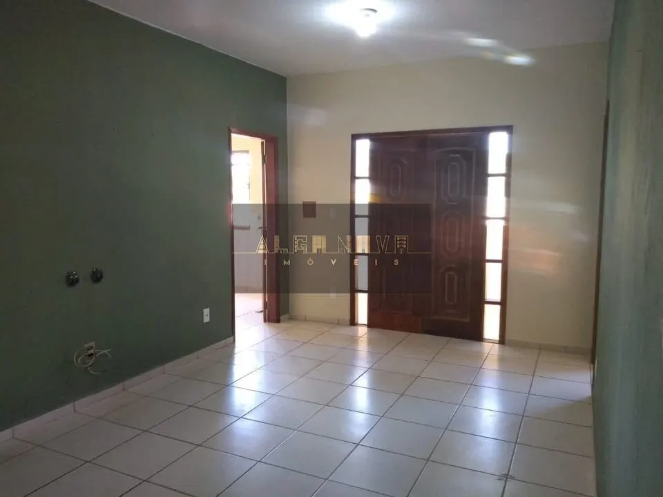 Foto 4 de Casa de 3 quartos com área gourmet e quintal gramado, Açude