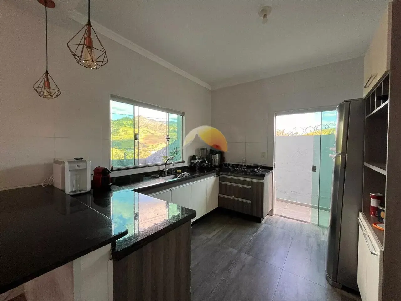 Foto 4 de Casa de 3 quartos (1 suíte com hidromassagem) e área gourmet com vista, Jardim Eldorado