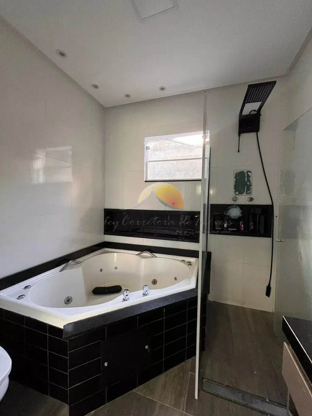 Foto 6 de Casa de 3 quartos (1 suíte com hidromassagem) e área gourmet com vista, Jardim Eldorado