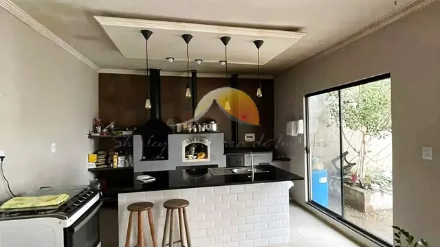Foto 1 de Sobrado de 3 quartos (1 suíte) com área gourmet e fogão a lenha, Varginha