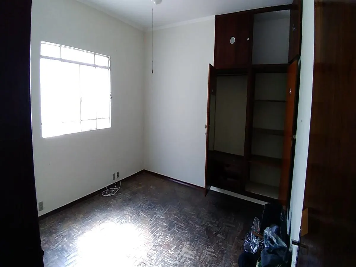 Foto 5 de Casa de 3 quartos (1 suíte) com edícula e terraço na região central, Varginha