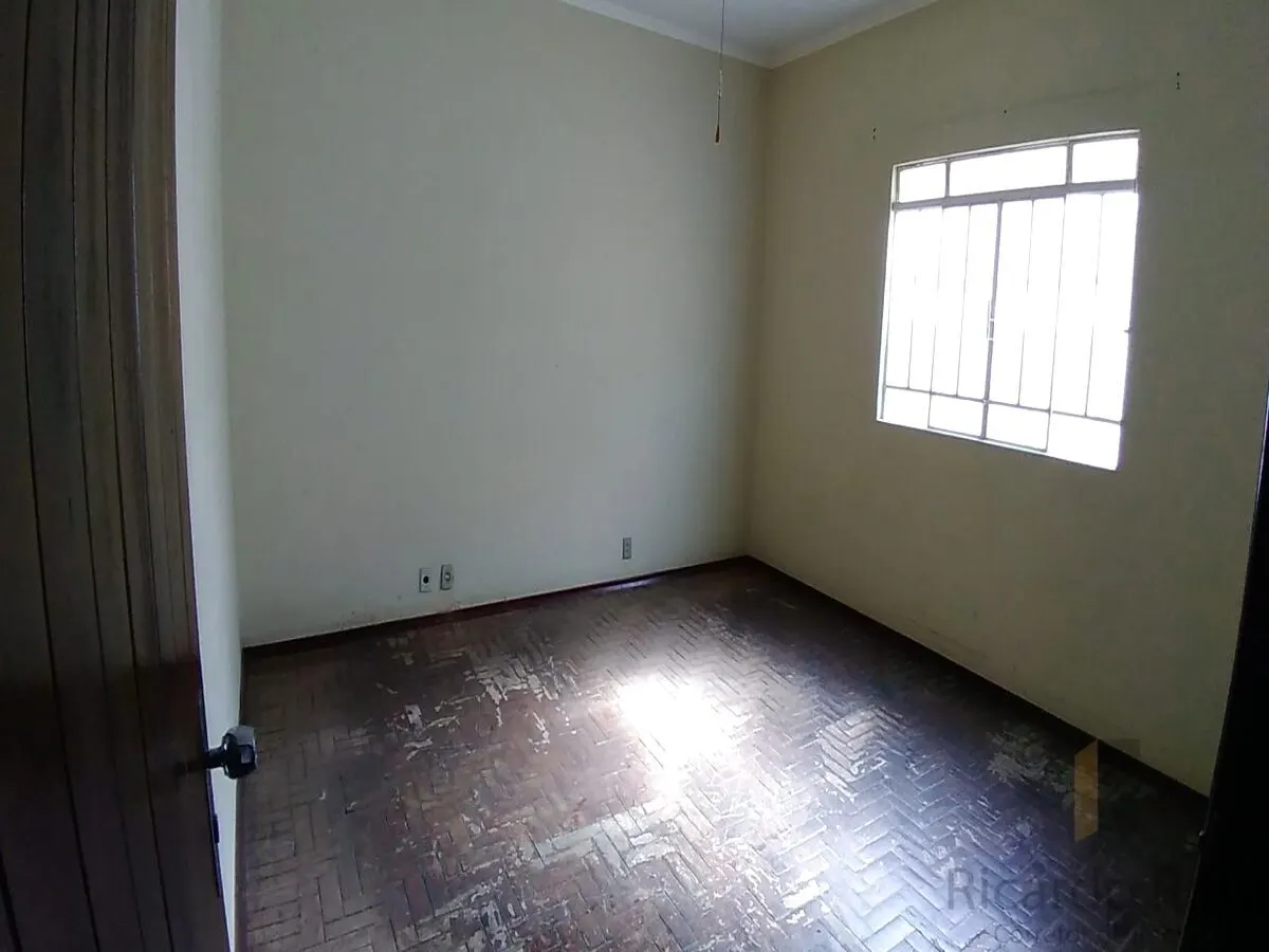 Foto 8 de Casa de 3 quartos (1 suíte) com edícula e terraço na região central, Varginha